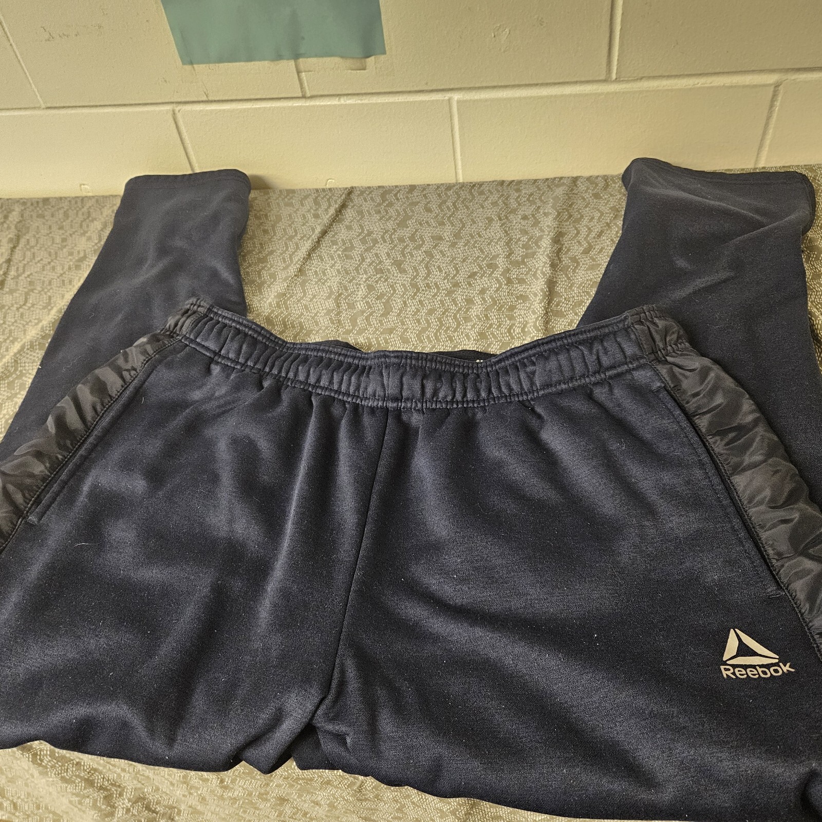 Reebok Sweatpants Mens 2XL Joggers Blue 38x32 Activewear thumbnail 8