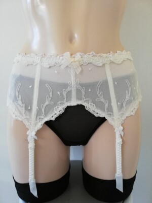EPRISE DE LISE CHARMEL STRUMPFHALTER GRÖSSE 3 PRECIOUS MODE REF BC4944