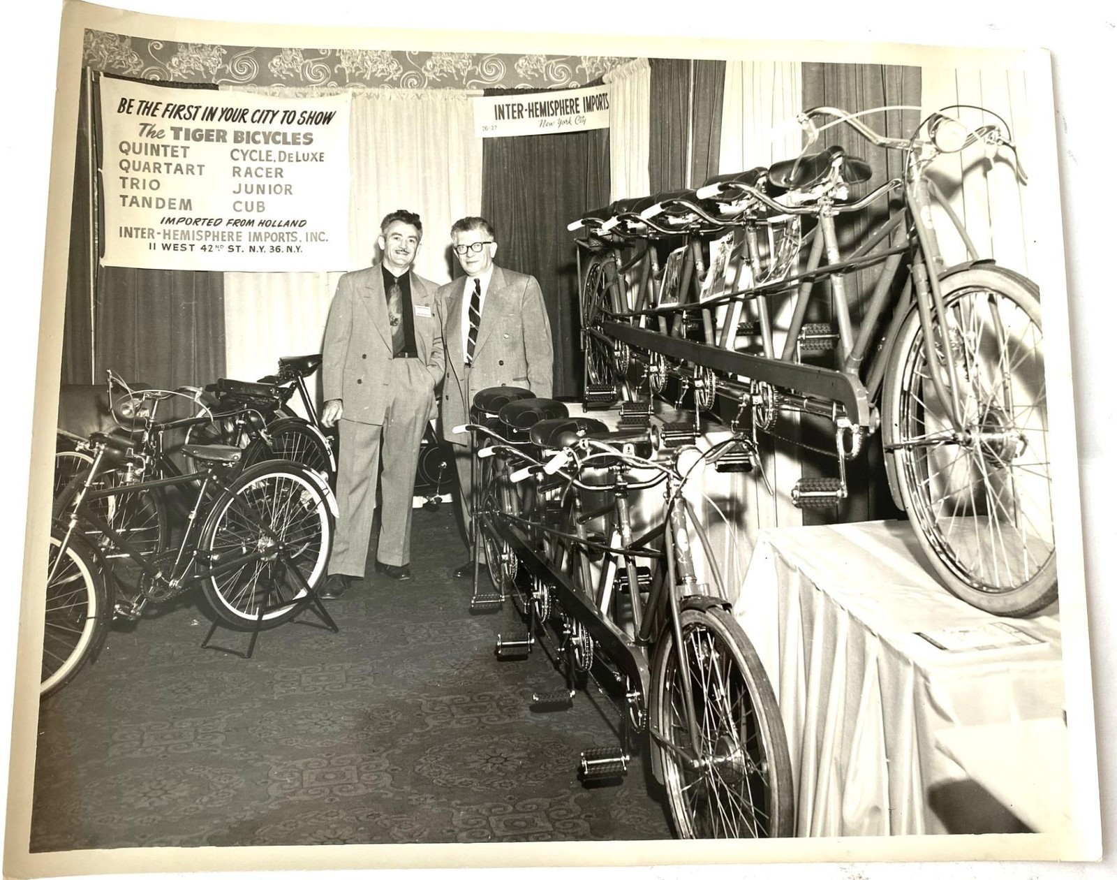 Trade Show Picture Photograph 8x10 Tiger Bicycles Quintet
