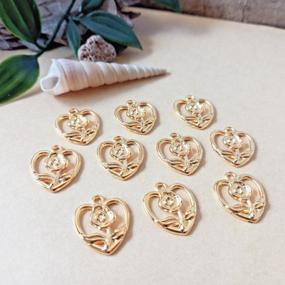 10 Herzen / Herz mit Rose - Charms / Kettenanhänger - goldfarben - Schmuck (44)