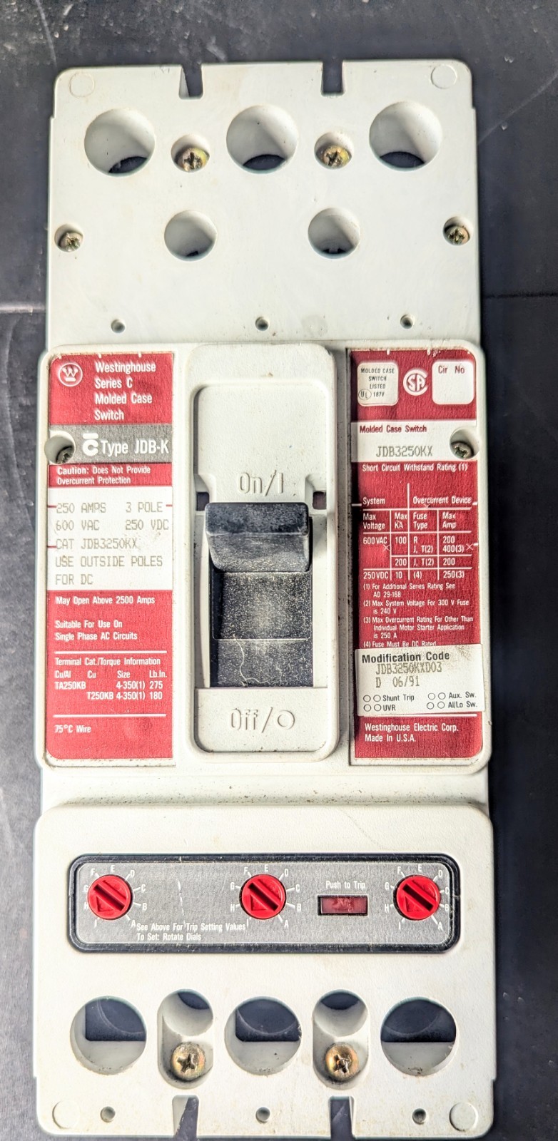 Cutler Hammer JD3250K Molded Case Series C 3 pole 250 Amp 600V