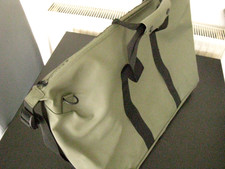 RAINS Hilo Weekend Holdall Green