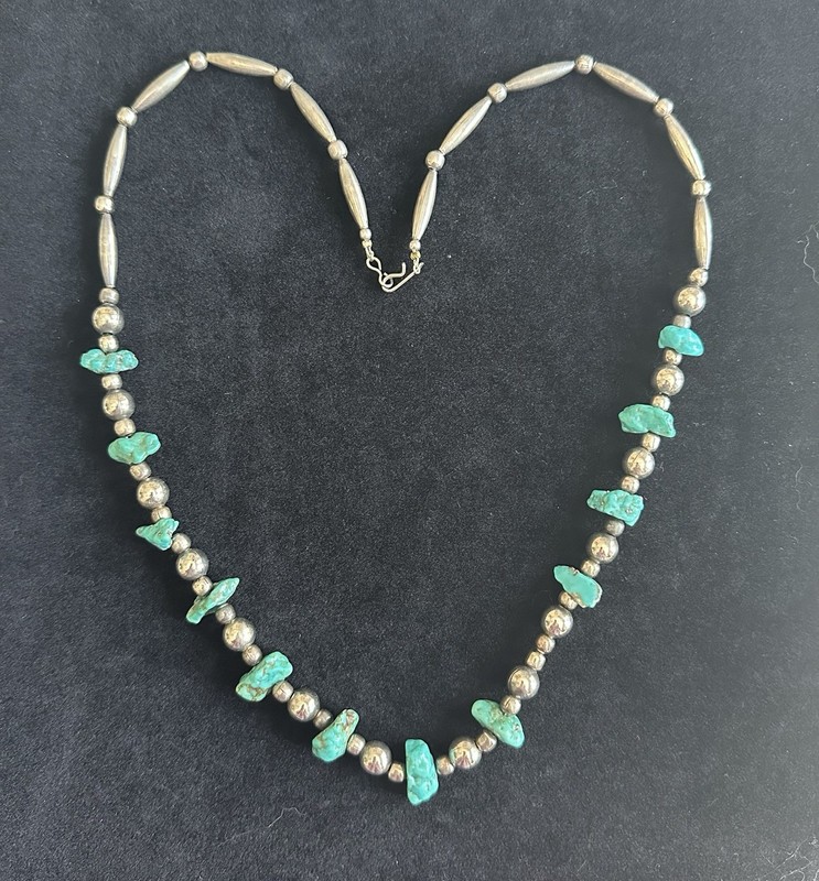 VTG Navajo/Zuni Sterling Silver Bench Beads & Turquoise W/Pyrite Flecks Necklace