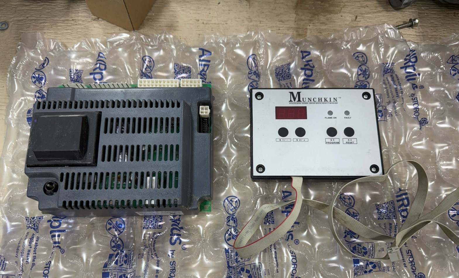 SIT Controls B.V. BIC926 HVAC Control Module Board 117V 60Hz munchkin ...