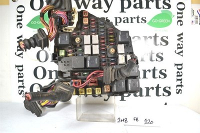 25743731 Cadillac CTS 2003 FUSE BOX Fuse Box Relay Unit Module OEM 2M8 120