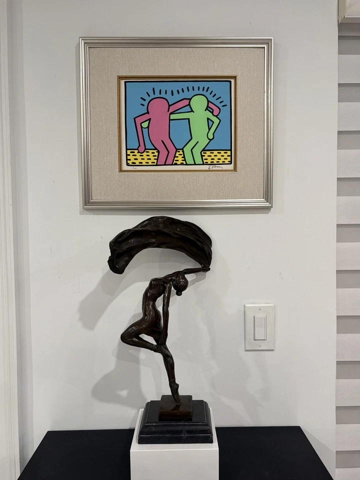 Litografía Keith Haring estilo firmado, estampado, mate y enmarcado 1958-1990 Foto 2 de 4