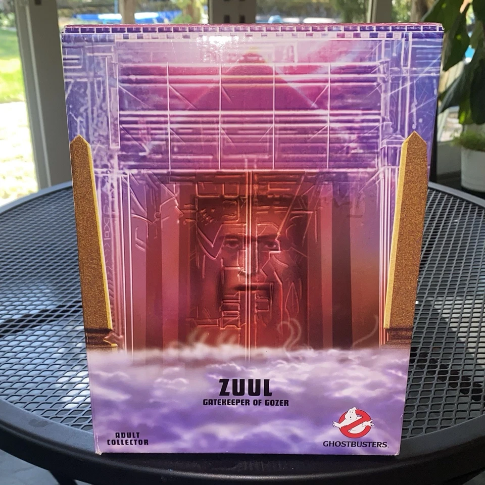 Figura Mattel Cazafantasmas Zuul Gatekeeper of Gozer 2012 Sigourney Weaver Foto 3 de 4