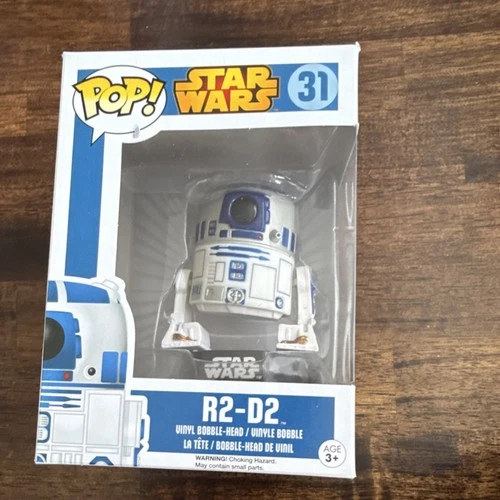 Funko Pop! Vinyl Star Wars R2-D2 Bobblehead Figure Box #31 Sci-Fi Theme