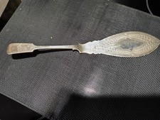 ANTIK. TORTEN O PASTETEN HEBER,VERSILBERT UM 1850-70, ENGLAND