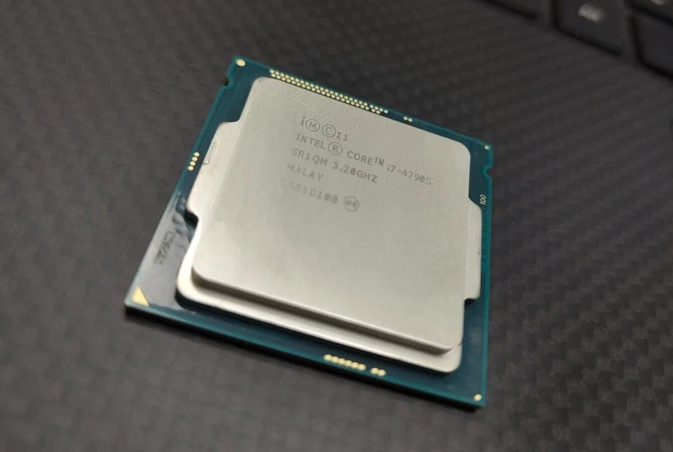 Intel Core i7-4790S - 3.2 GHz Processor - Image 2 of 4