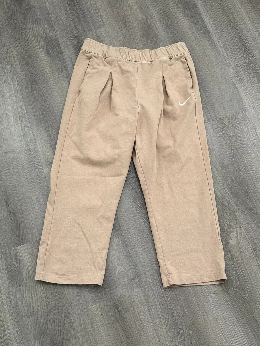 Women's nike cropped joggers top