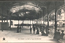 Vichy - Le Hall du Palais des Sources     