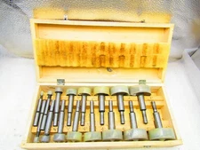 Forstner drill bit set in wood bos, 16 pieces