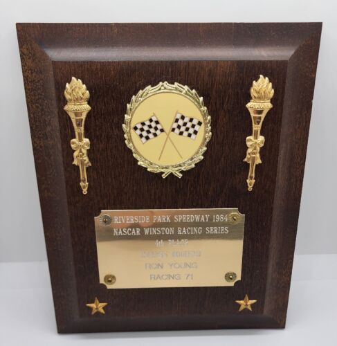 Riverside Park Speedway 1984 Nascar Winston Racing 4th Place Trophy Agawam MA - 第 1/4 張圖片