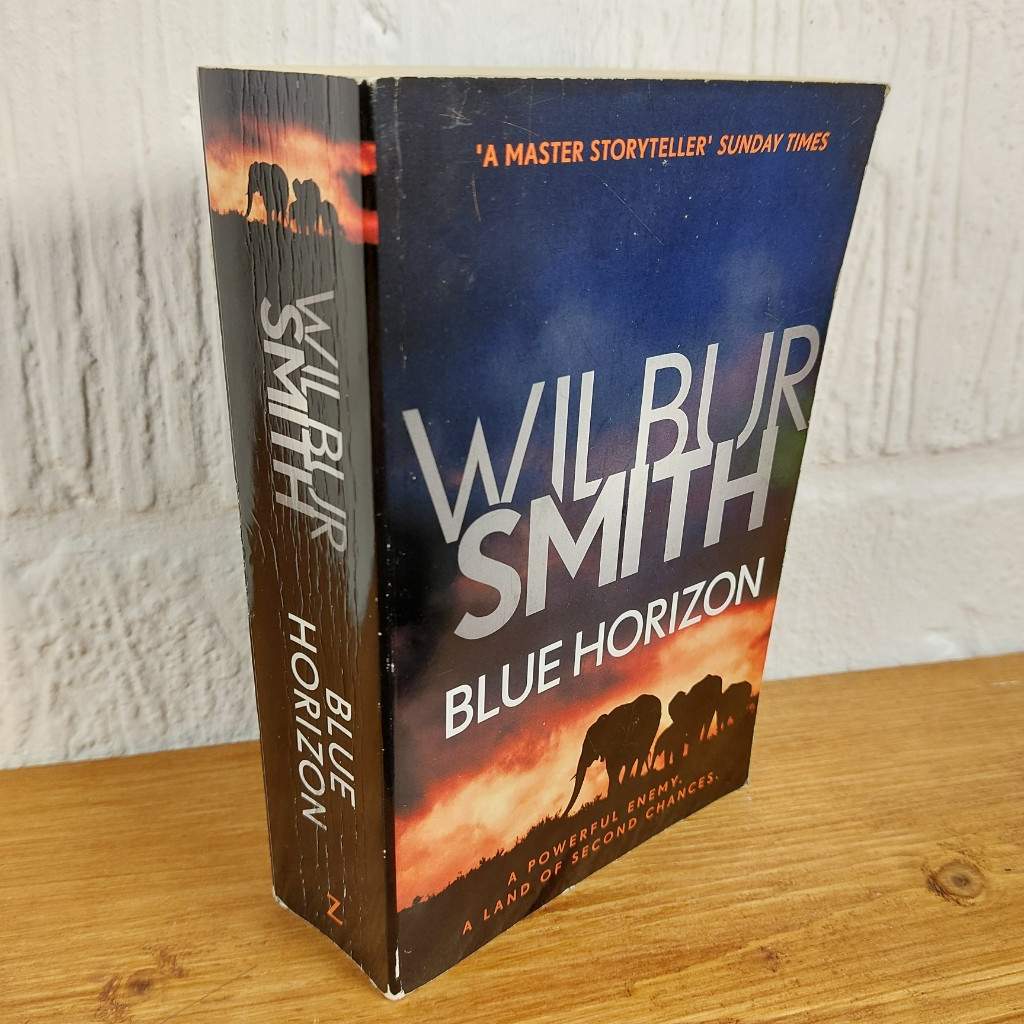 Blue Horizon: The Courtney Series 11 by Wilbur Smith (Paperback, 2018)
