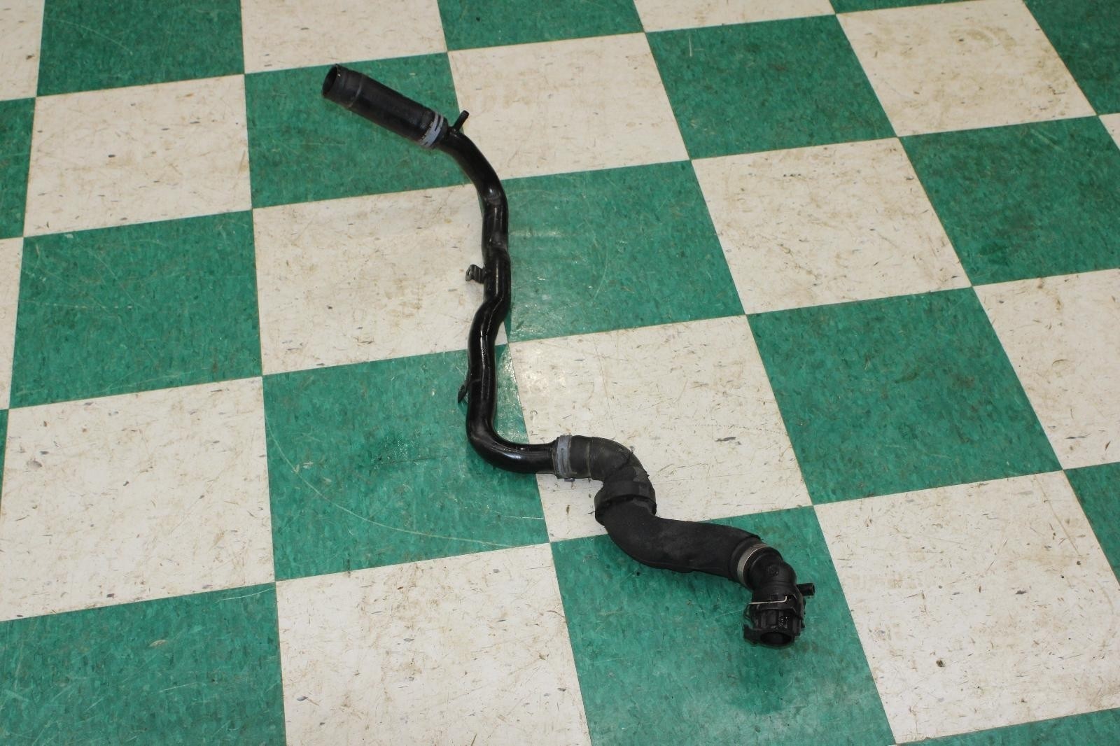Bentley Flying Spur 2013-2018 Lower Hose pipe