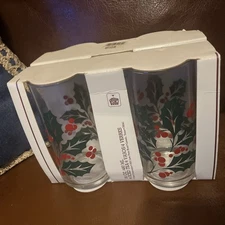 Vintage Crisa Mistletoe Glasses 16 Ounces New In Box 4 pack NOS
