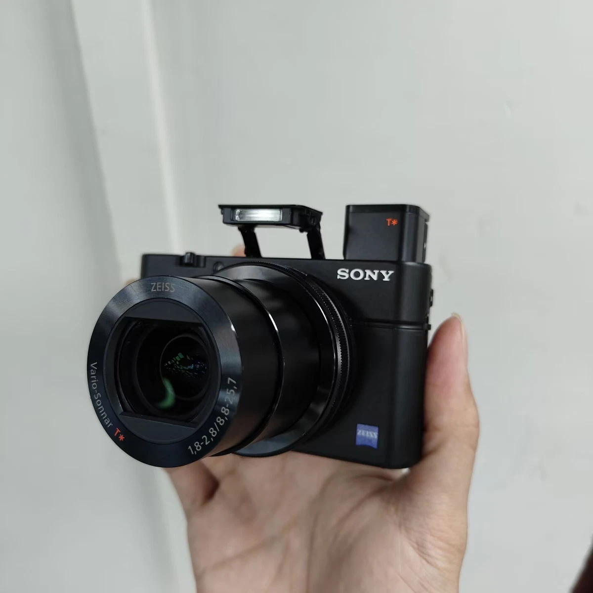 Sony Cyber-shot DSC-RX100 III Digital Cameras for Sale - Shop New