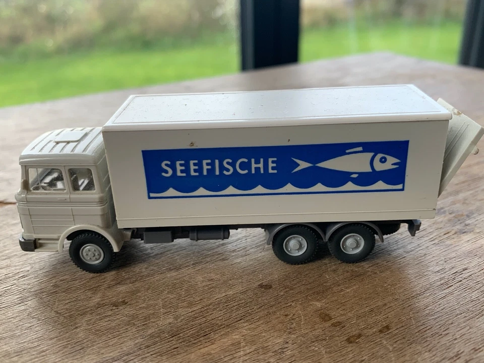 Camión modelo ferroviario Wiking Fi024 alemán 450 Mercedes Seefische 1/87 sin caja Foto 3 de 4