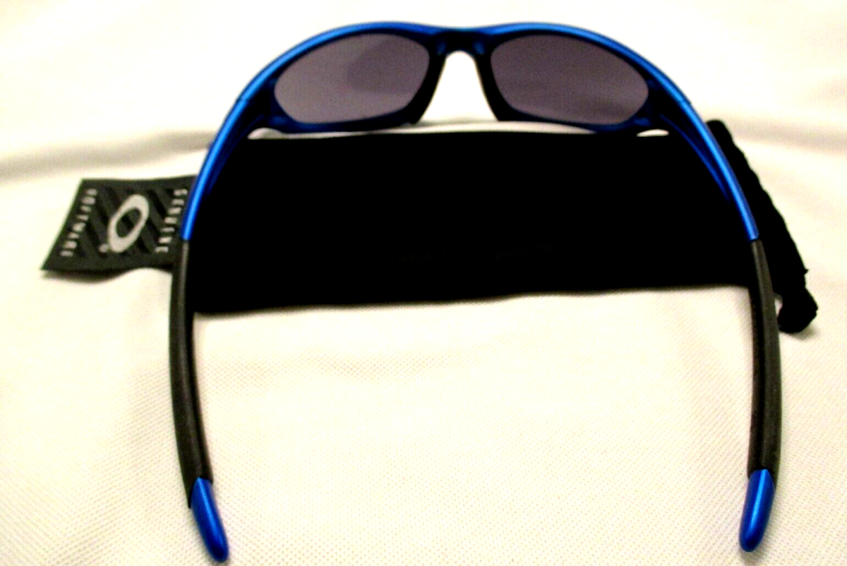 OAKLEY TWENTY XX MINT RARE ELECTRIC BLUE YR 2000 W BLACK IRIDIUM