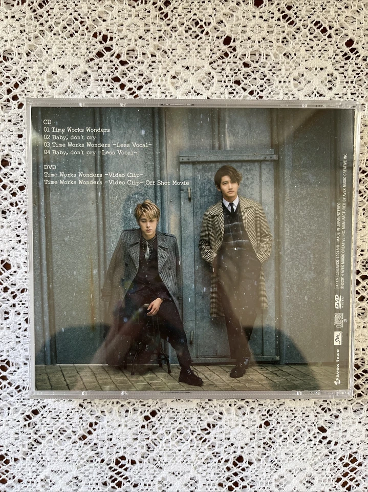 TOHOSHINKI Time Works Wonders JAPAN CD+DVD with jacket card and obi Foto 2 de 4