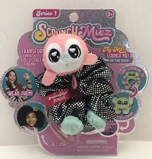 Scrunchmiez Series 1 Collectible Penelope 17 Shiny Scrunchy Hair Clip NWT Toy