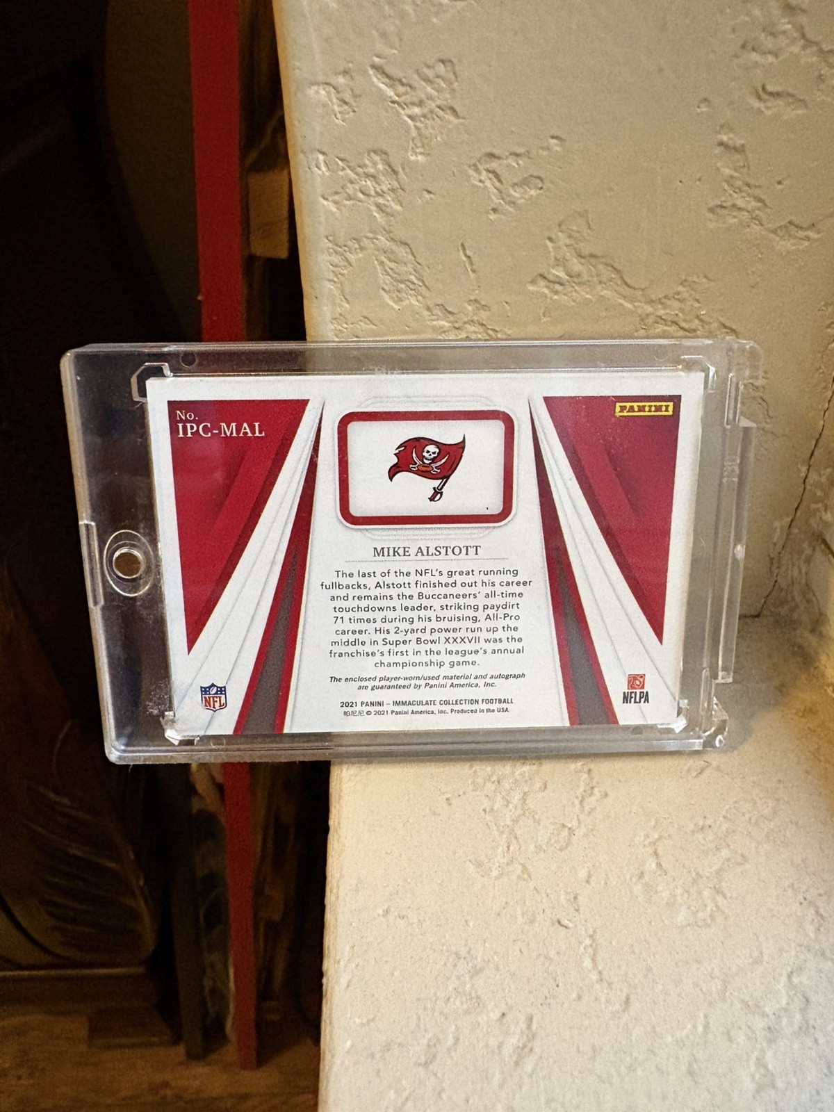 2021 Panini Immaculate Mike Alstott Players Patch Auto Autograph Gold #/5 view 2