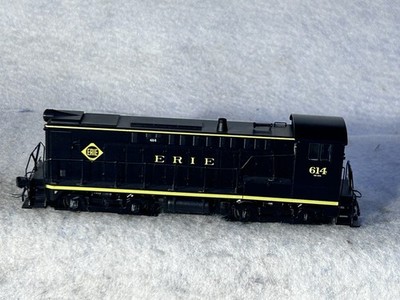 Nice Stewart Erie RR Baldwin DS-4-4-1000 Locomotive HO
