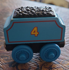 Thomas  Friends Wooden Railway Gordon's Tender 4 Blue Coal Car 2000 Vintage