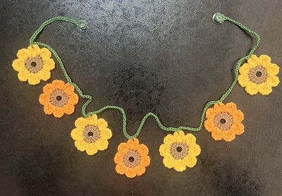  New hand Crochet Bright Sunflower Bunting  Sequin Window camper BIRTHDAY Gift