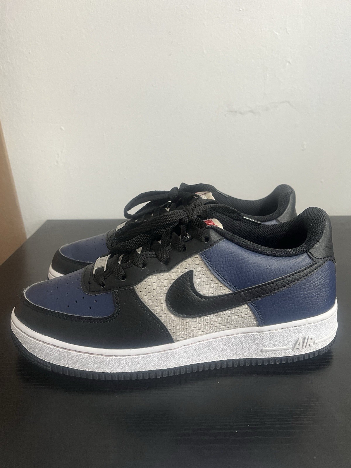 Nike Air Force 1 GS Casual Shoes Midnight Navy Size 7Y / Women’s 8.5 HJ9201-400 thumbnail 4