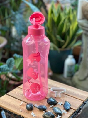 Tupperware Eco AquaVibe Water Bottle Liquid Tight Pour Seal with Straw 2L 