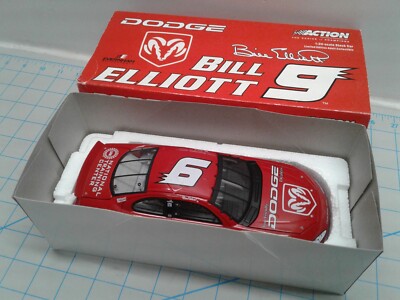 Die Cast 1:24 Action Performance Bill Elliot #9 Dodge