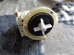 Ablauf Pumpe, Arcelik 1748300