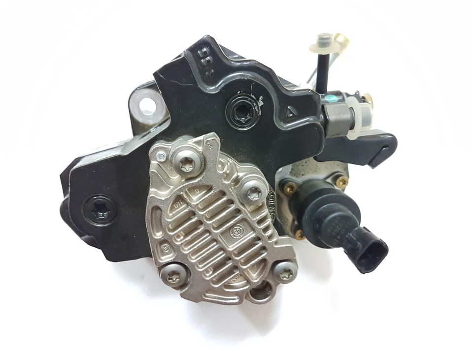 Новый дизельный топливный насос Bosch Common Rail CP3 0445010114 для Toyota Yaris 221003302 - Изображение 3 из 4