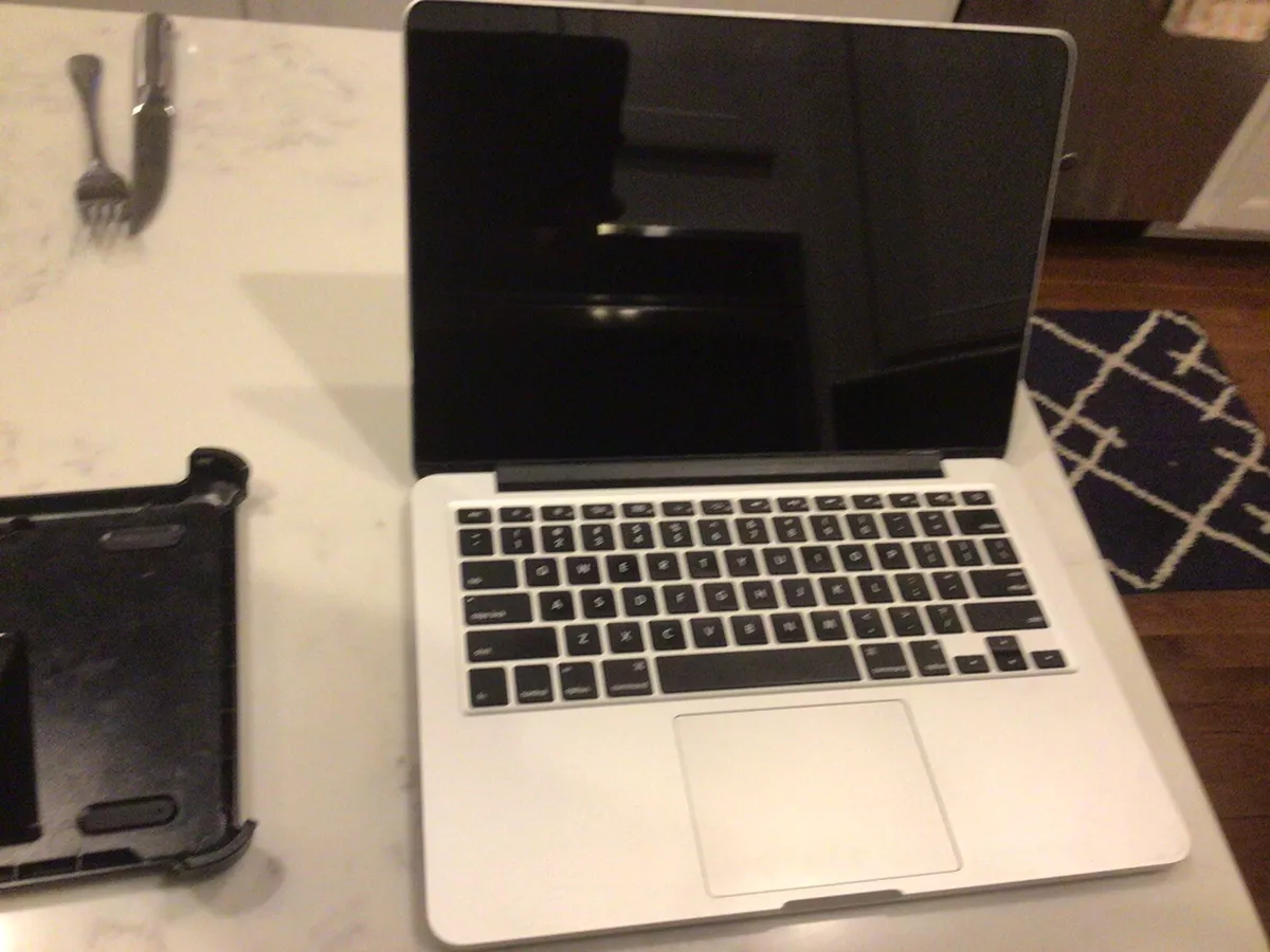 Early 2015 13-inch MacBook Pro A1502 Intel i5 256GB 8GB RAM | eBay