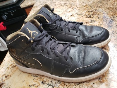 Nike Air Jordan 1 Retro Mid GS Black 