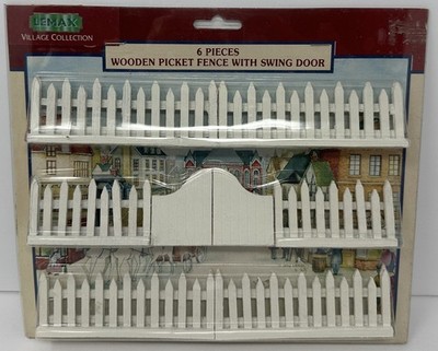Lemax  6 Piece Wooden Picket Fence With Swing Door NOS New in Package #44090