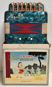 Hero Child's Accordion Made in Shanghai Working Order c1960s A/F missing piece