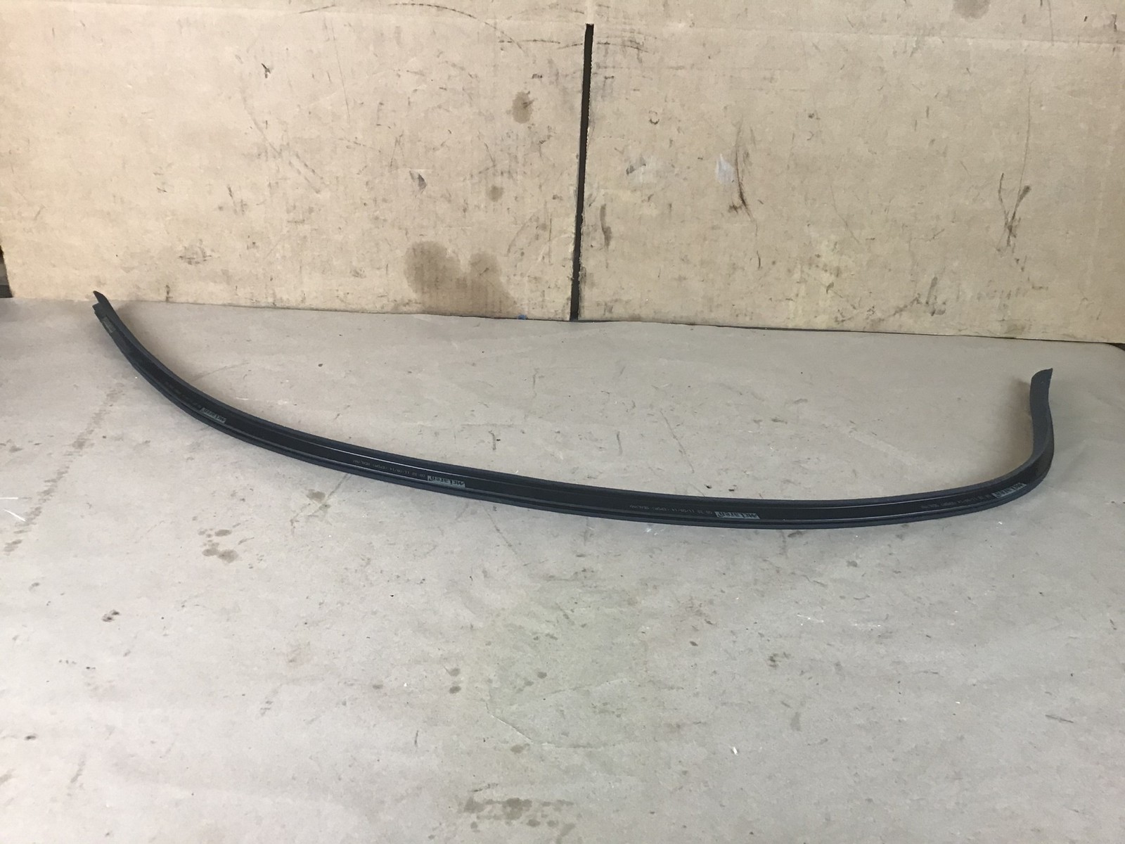 McLaren 650S Can-Am 2015-2017 Left Outer window scraper seal