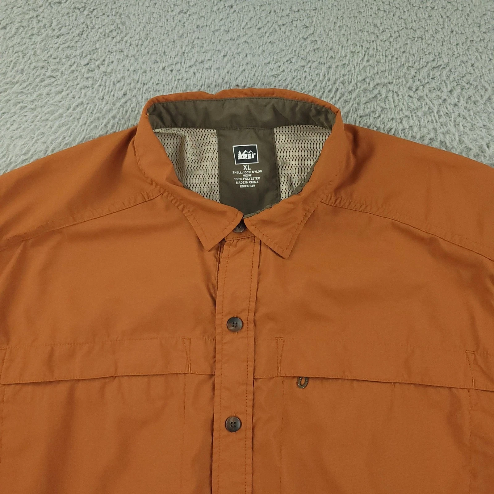 REI Shirt Mens XL Orange Solid Short Sleeve Button Front Vented Hiking Outdoor