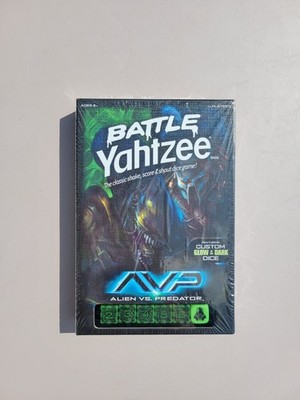 Battle Yahtzee AVP Aliens VS Predator Board Game USAopoly - New SEALED