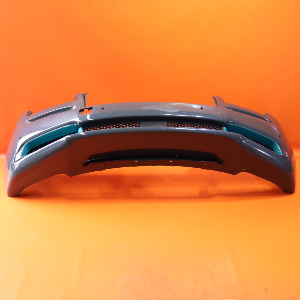 Rolls-Royce Wraith 2021 Front Bumper P/N 51117403722