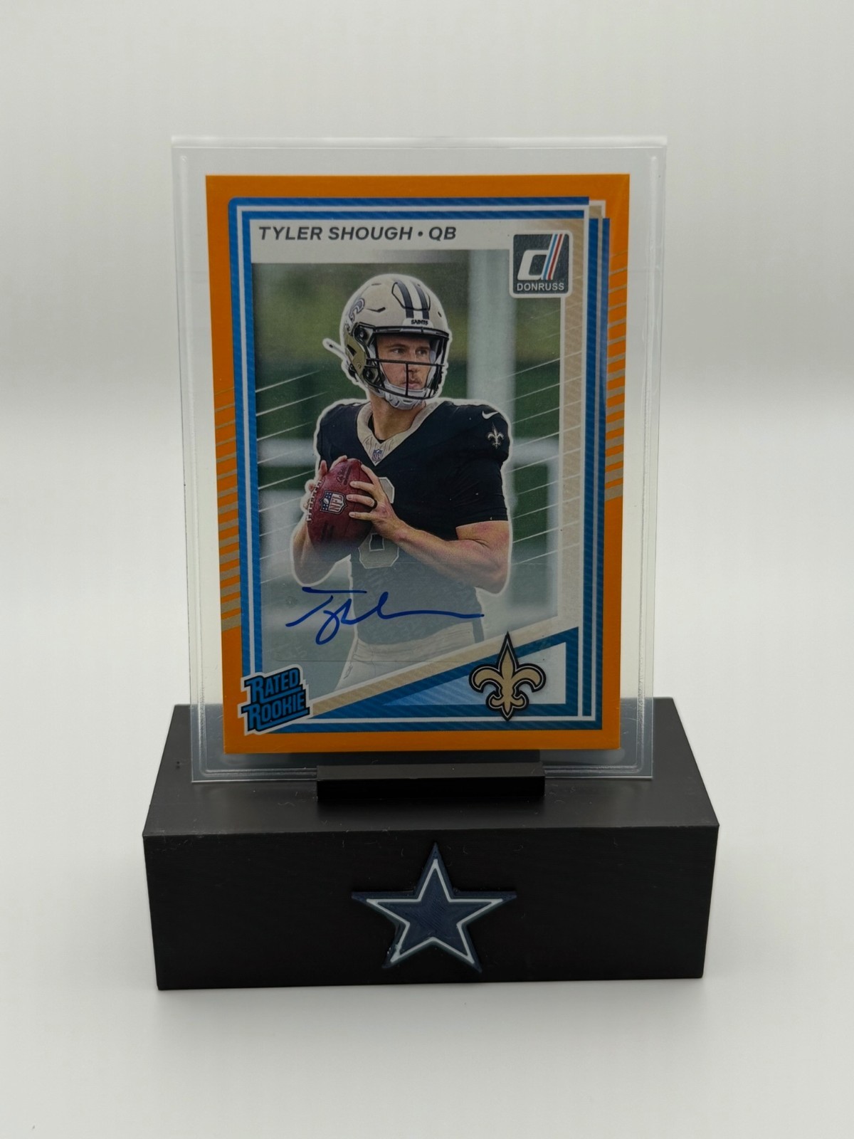 2025 Panini Donruss - Rated Rookie Tyler Shough #304 Orange Autographs (AU, RC)