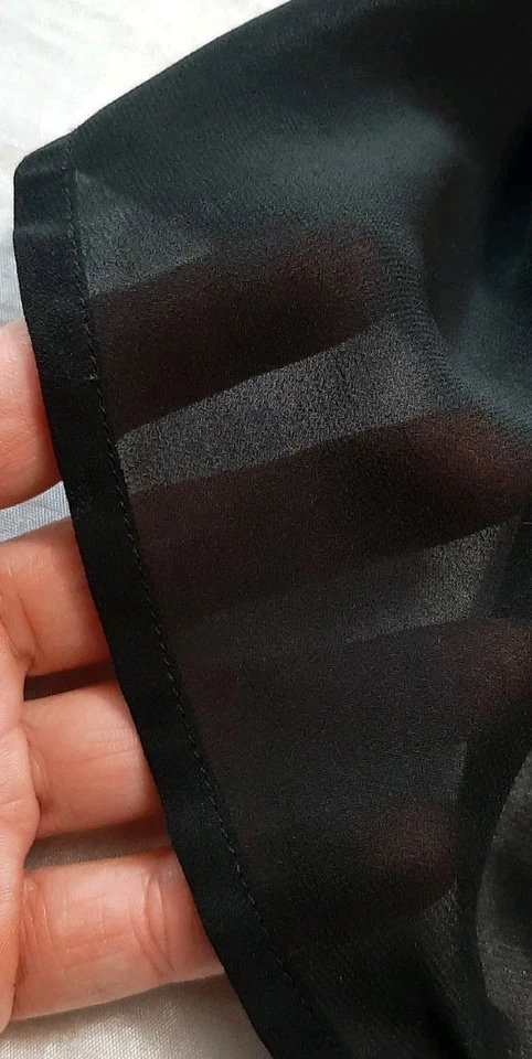 Essentials By Full Tilt SzS Semi-Sheer Sleeveless Button Front Blouse Pkt Black - Image 4 of 4