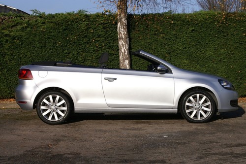 2012 Volkswagen Golf 1.6 TDI BlueMotion Tech SE CONVERTIBLE Diesel Manual - Picture 11 of 19