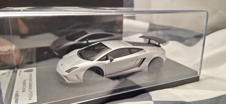 LOOK SMART - LAMBORGHINI GALLARDO LP570-4 - 1:43 SCALE MODEL CAR LS427A - Image 3 of 4