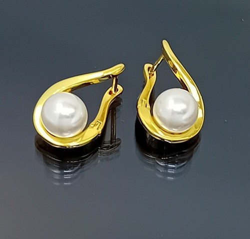 18K Gold Filled Stunning Italian Pearl 18ct GF Petite Huggie Earrings 15mm - Picture 6 of 10