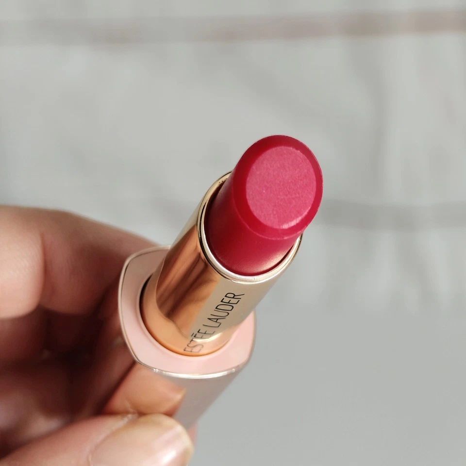 Estee Lauder Pure Color Revitalizing Crystal Balm | 004 Caring Crystal - Imagen 3 de 4