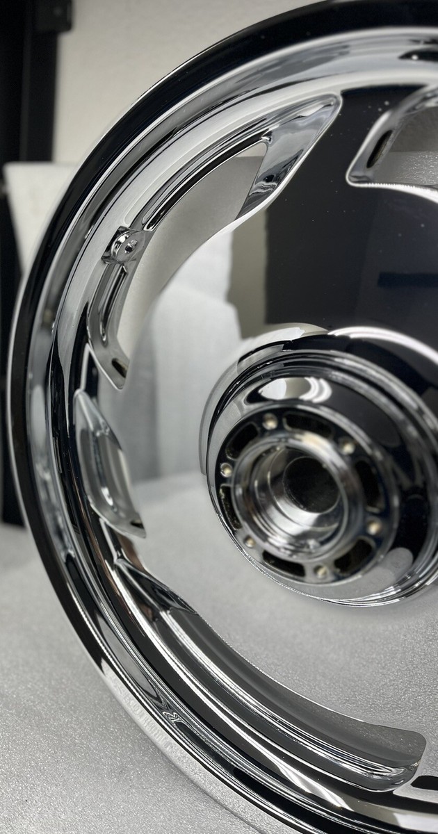 HONDA 1997 -2003 VALKYRIE FRONT GL1500 CHROME WHEEL 44650-MZ0-674